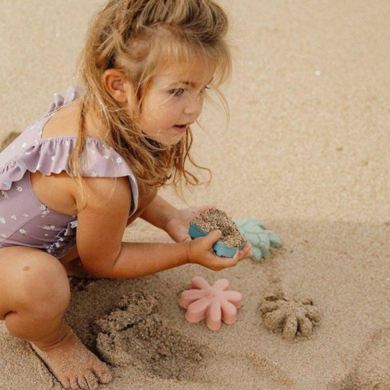 Sandkasten-​Spielzeug 3-​teilig von Little Dutch